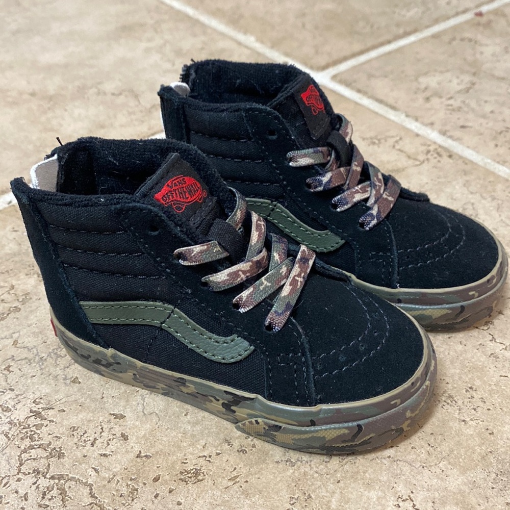 Vans toddler Hi top zip -size 5